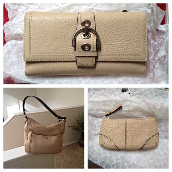 Sand Coach Hobo Chelsea Handbag/Shoulder Purse