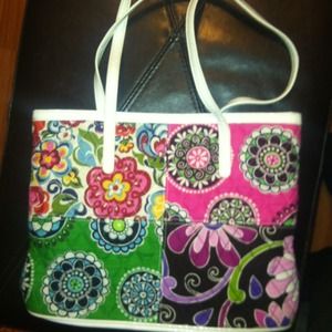 💕🎉HOST PICK🎉💕 9/20 Vera Bradley Tote
