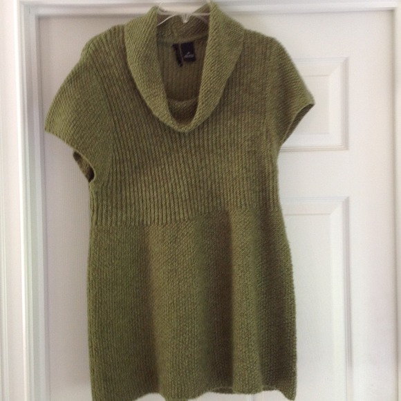 SOLD...... top/tunic, size xl