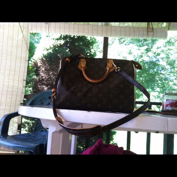 Authentic LV strap!! SOLD sorry you to late!! - Picture 4 of 4