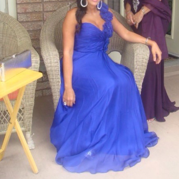 Beautiful blue jovani dress