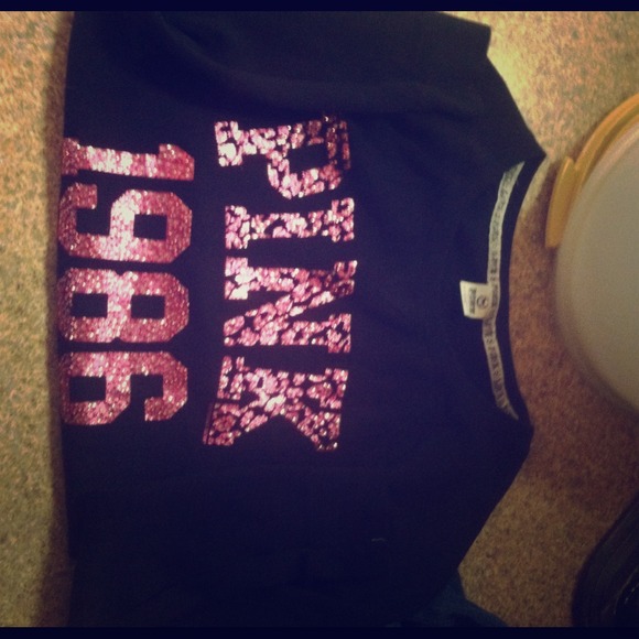 🚫Trade pending🚫Victoria's Secret Pink crewneck