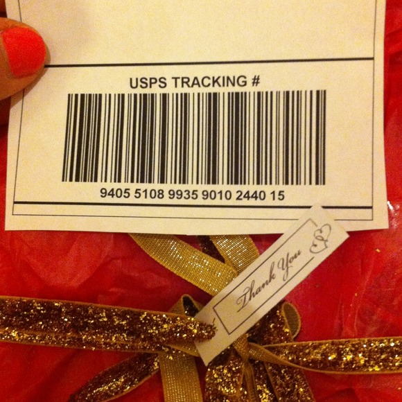 Proof of shipping Burberry belt with free gift main image 2