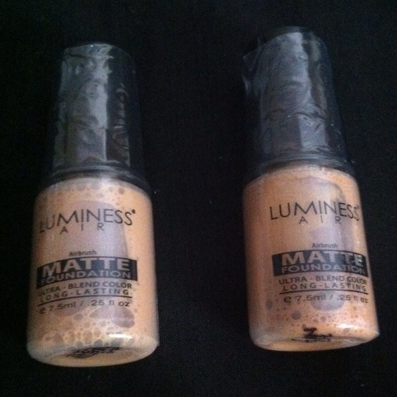SOLD🌟Two Brand New Bottles of Luminess Air