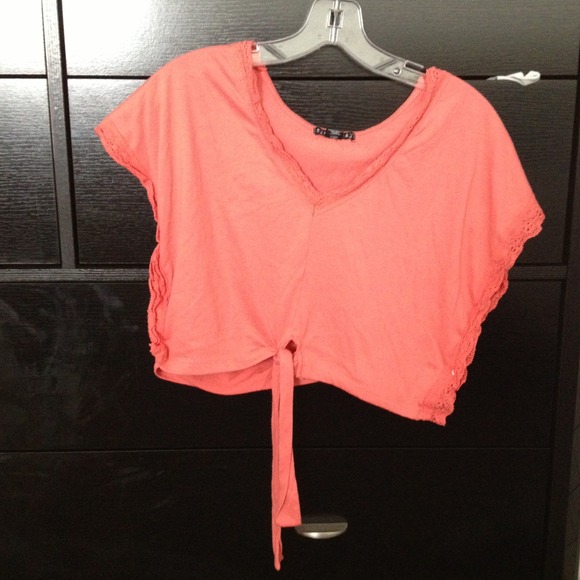 Peach crop top!
