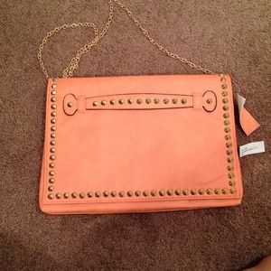 Coral studded big clutch
