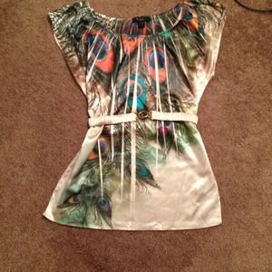 Peacock top