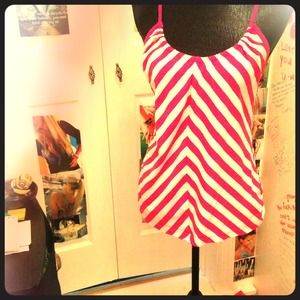 Old navy slimming striped pink+white tank