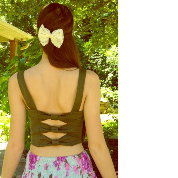 ❤SOLD❤NWT! Body Central Hunter Green Crop Top