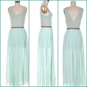 Seafoam Contrast Maxi Dress