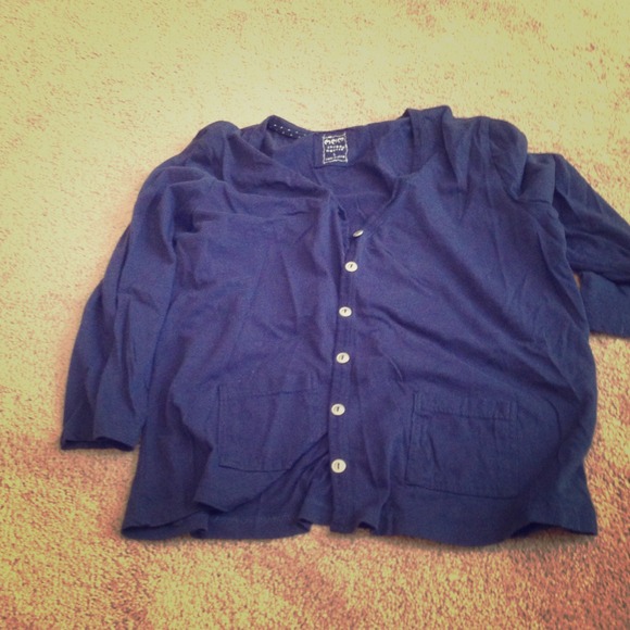 Navy pocketed cardigan