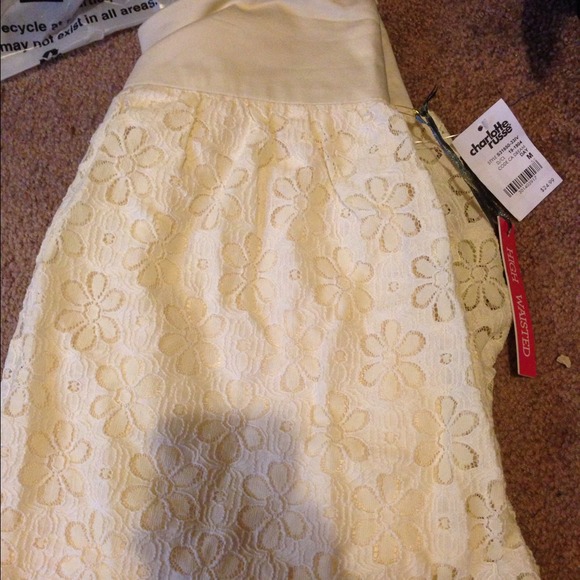 nWT skirt