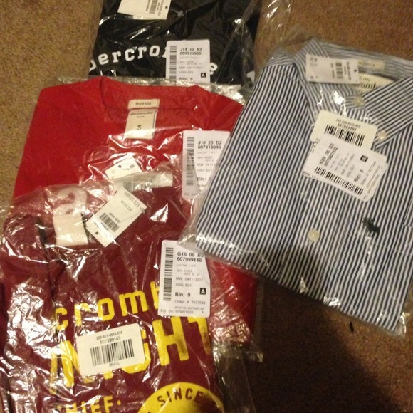 Boys size small Abercrombie bundle