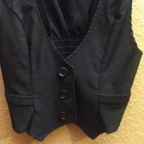 Top - Picture 2 of 3