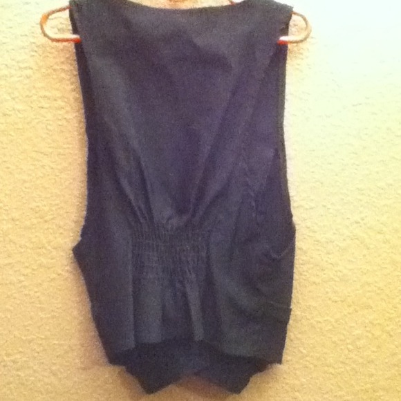 Top - Picture 3 of 3