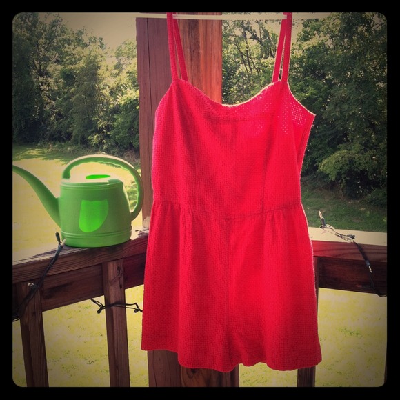 Twenty8Twelve Romper! - Picture 1 of 4