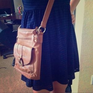 🚫TRADED🚫 Small brown messenger bag