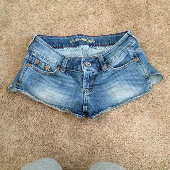 AE shorts