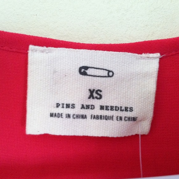 Sheer High-Low Pins And Needles Blouse - Picture 4 of 4