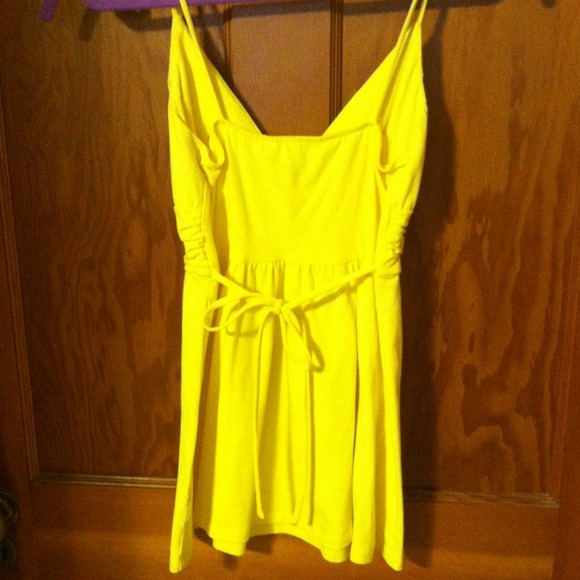 Tank top - Picture 3 of 3