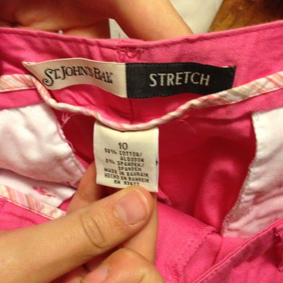 SOLD!!   St. John's Bay Pink Capris - Picture 3 of 4