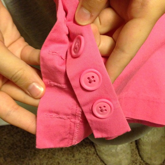 SOLD!!   St. John's Bay Pink Capris - Picture 4 of 4