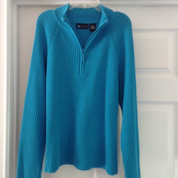 SOLD... sweater, size xl