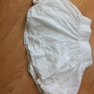 White circle skirt