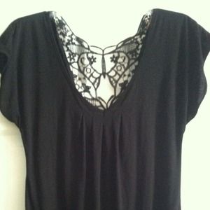 Cute black shirt lace back
