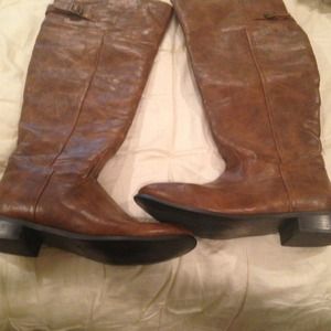 Brown boots-size 9 1/5.