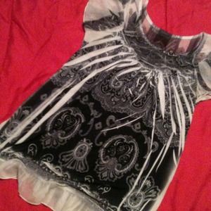 Silky flowy shirt really pretty