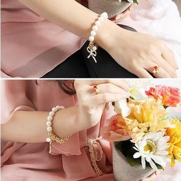 Pearl Charm Bracelet
