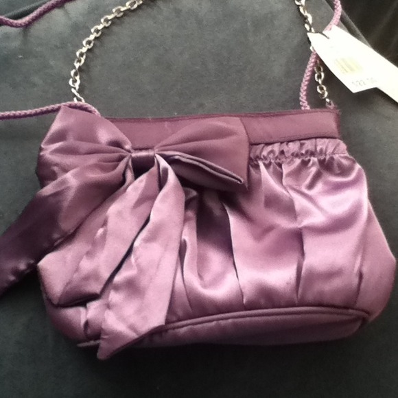 Purple Bow Purse. - Picture 2 of 4
