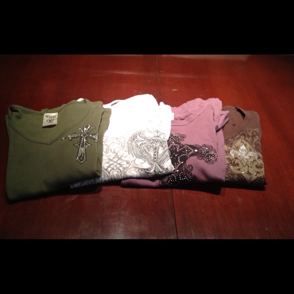 💞BUNDLE OF LONG SLEEVE TEES 💞