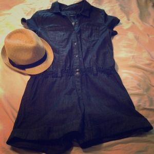 Super cute/comfy dark rinse Calvin Klein romper.