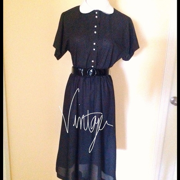 SOLD***Vintage Peter Pan collar polka dot dress