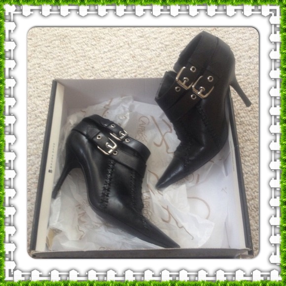 ✅SOLD! Ankle Booties - Picture 3 of 4