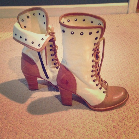 Size 8 Frye boots