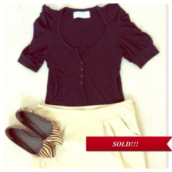 SOLD!!! Black Zara pleated sleeve Henley