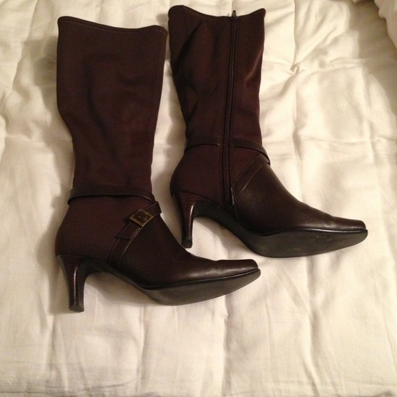 Easy Spirit Brown Boots