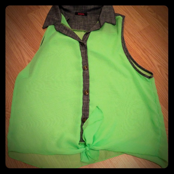 Cute lime green/jean top - Picture 1 of 1