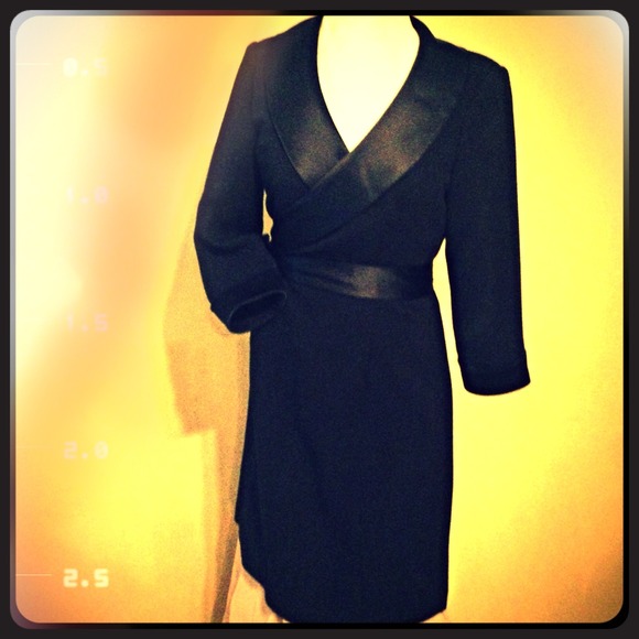 ❌SOLD❌Black Bloomingdales Wrap Dress