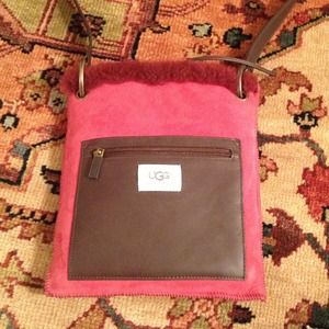 Sheepskin with leather strap and tie UGG crossbody