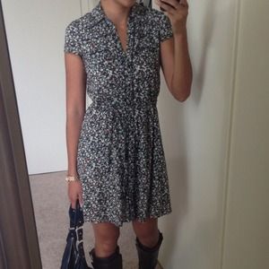 ❌SOLD❌Kimchi blue floral vintage snap button farm