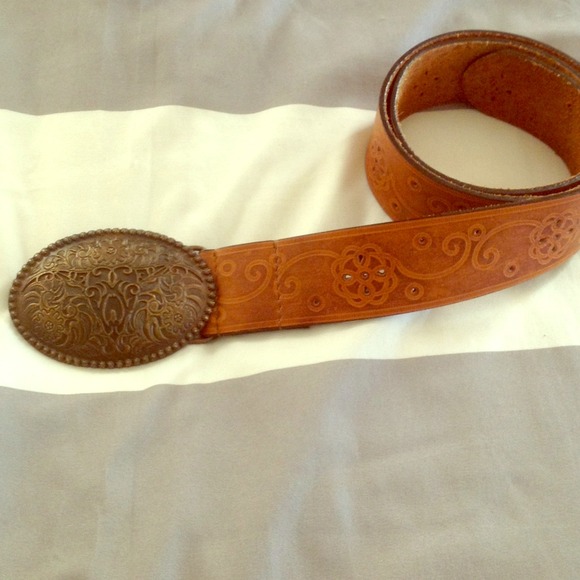 SOLD in bundle Vintage leather belt