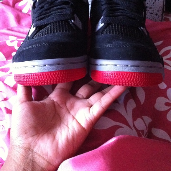 More Pictures Of Jordan's - Picture 3 of 4