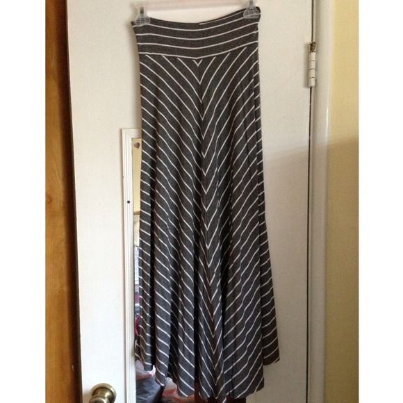 Laila Jayde Striped Maxi Skirt