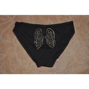 🔴SOLD🔴Victoria's Secret wing black underwear