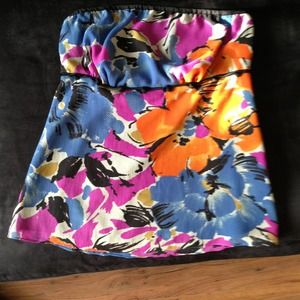 JUST REDUCED!! THE LIMITED strapless floral top