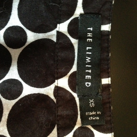 JUST REDUCED!! THE LIMITED black/white shirt - Picture 3 of 3